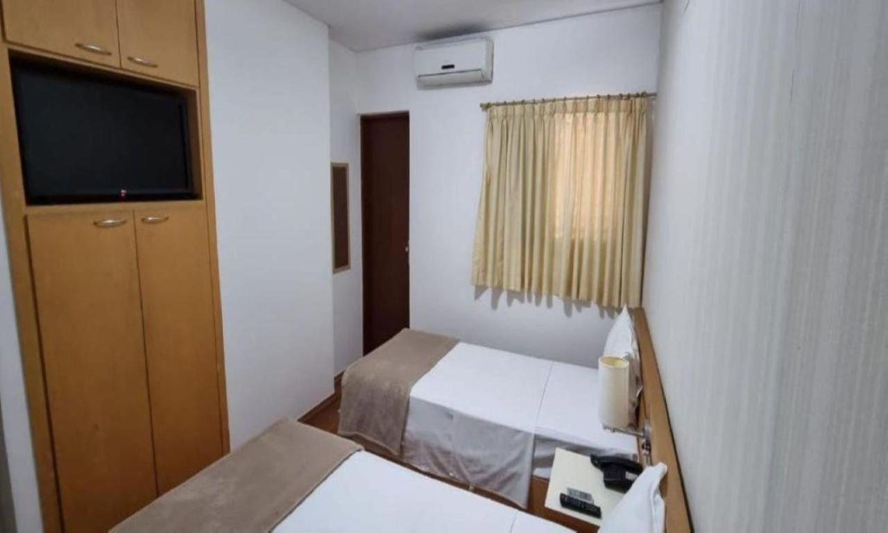 Hotel Aruja Luaran gambar